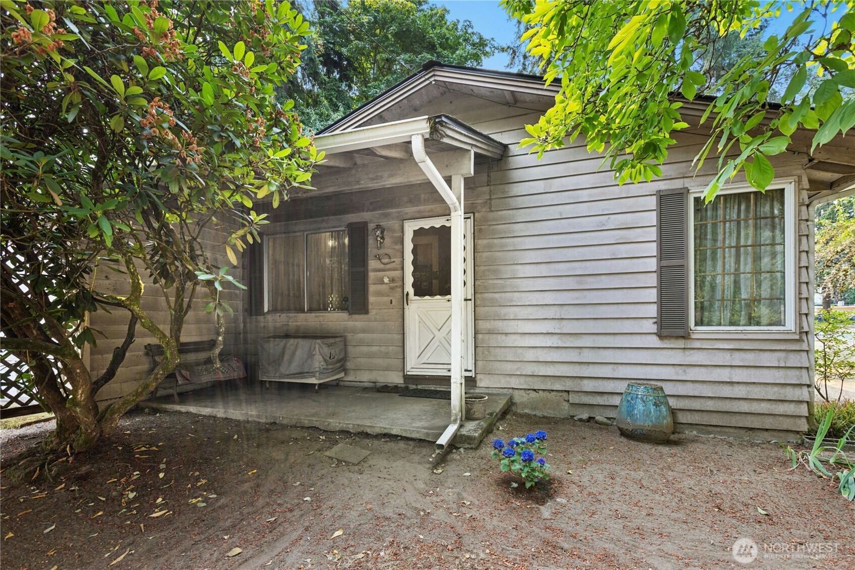 17103 NE 95th Street