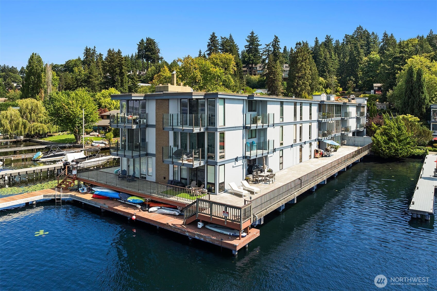 4561 Lake Washington Boulevard NE Unit: 306