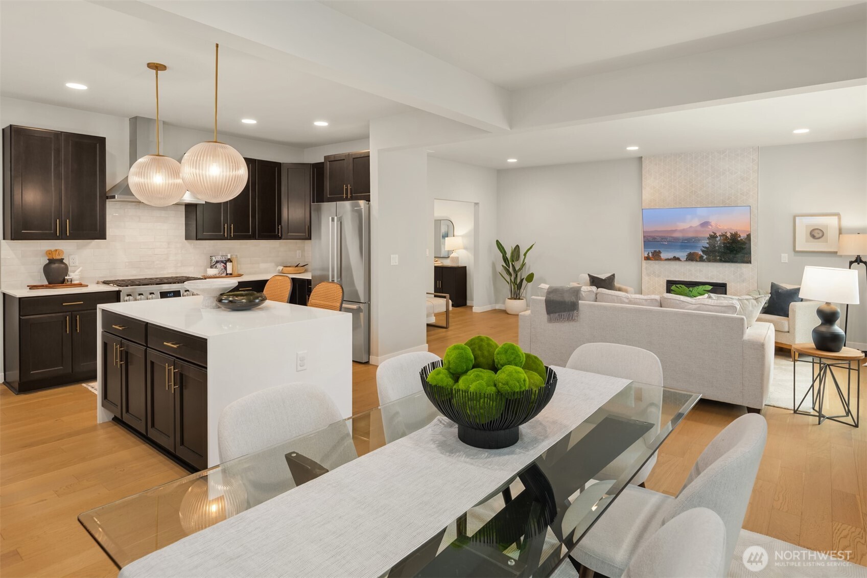 2119 NW Lynx Loop