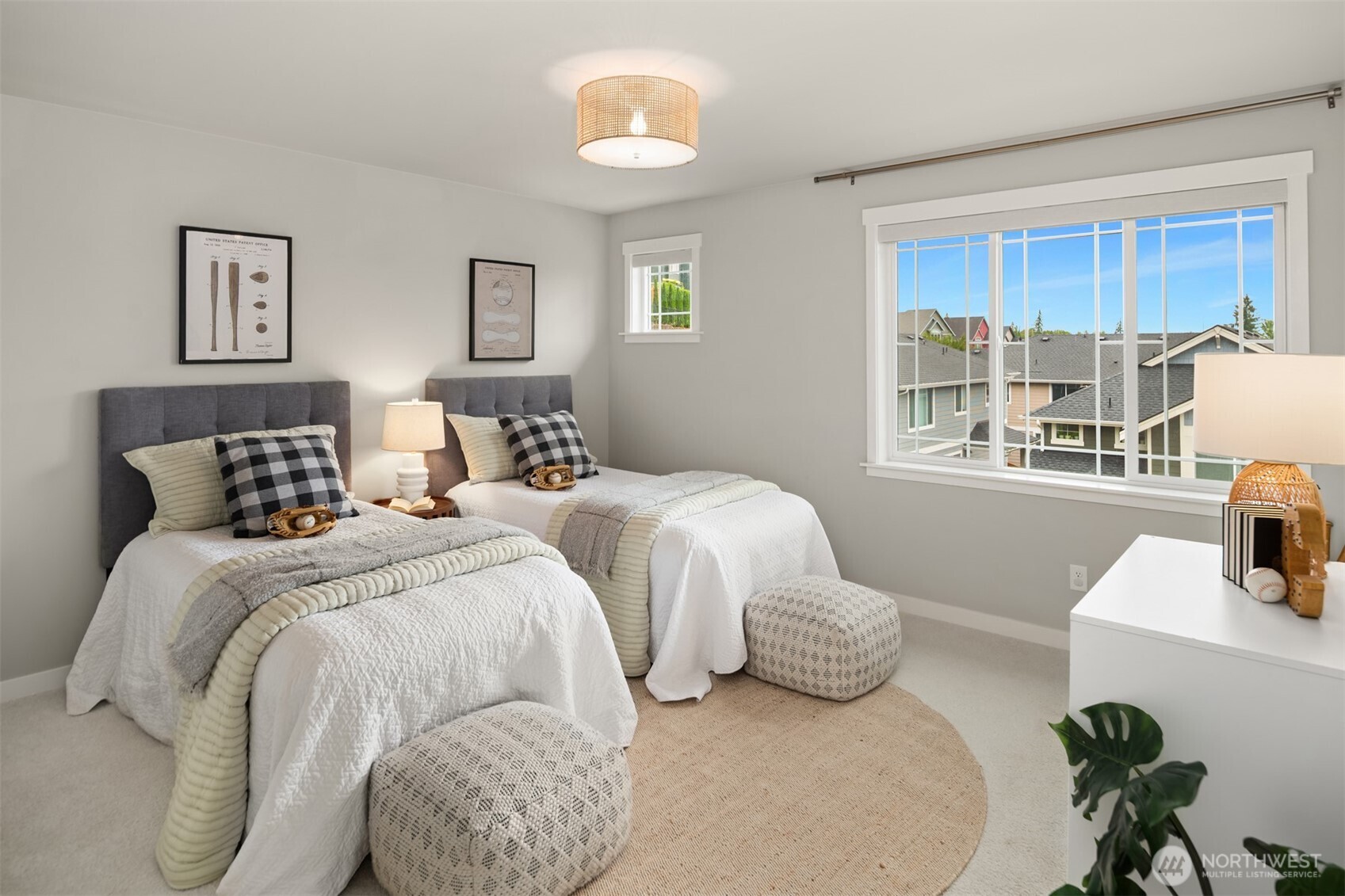 2119 NW Lynx Loop