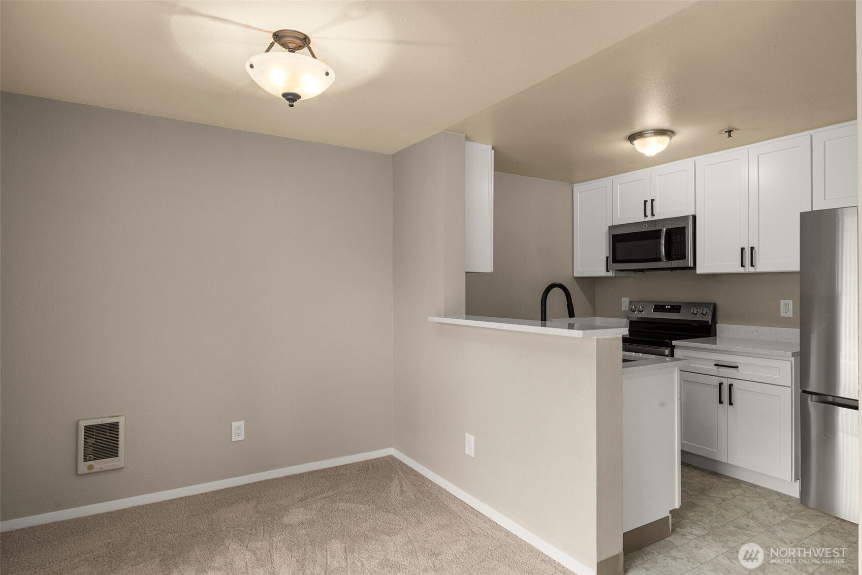 12515 109th Court NE Unit: B202