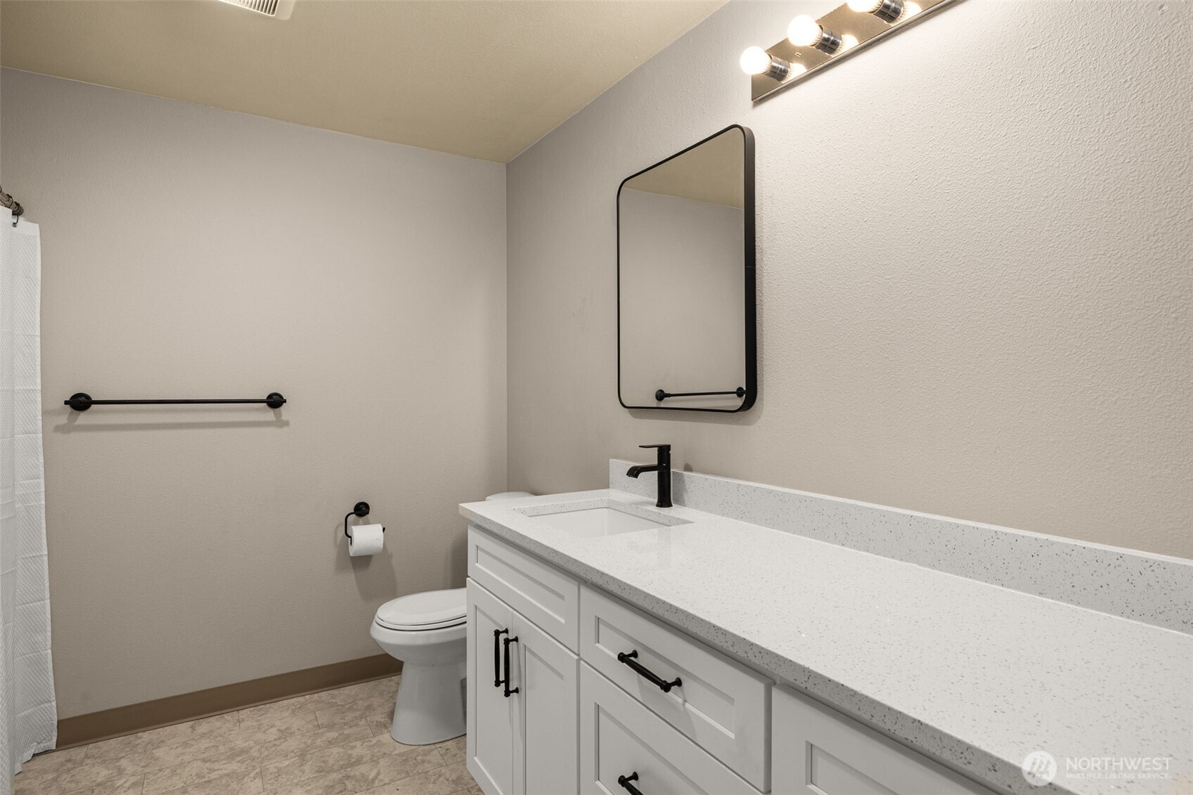 12515 109th Court NE Unit: B202