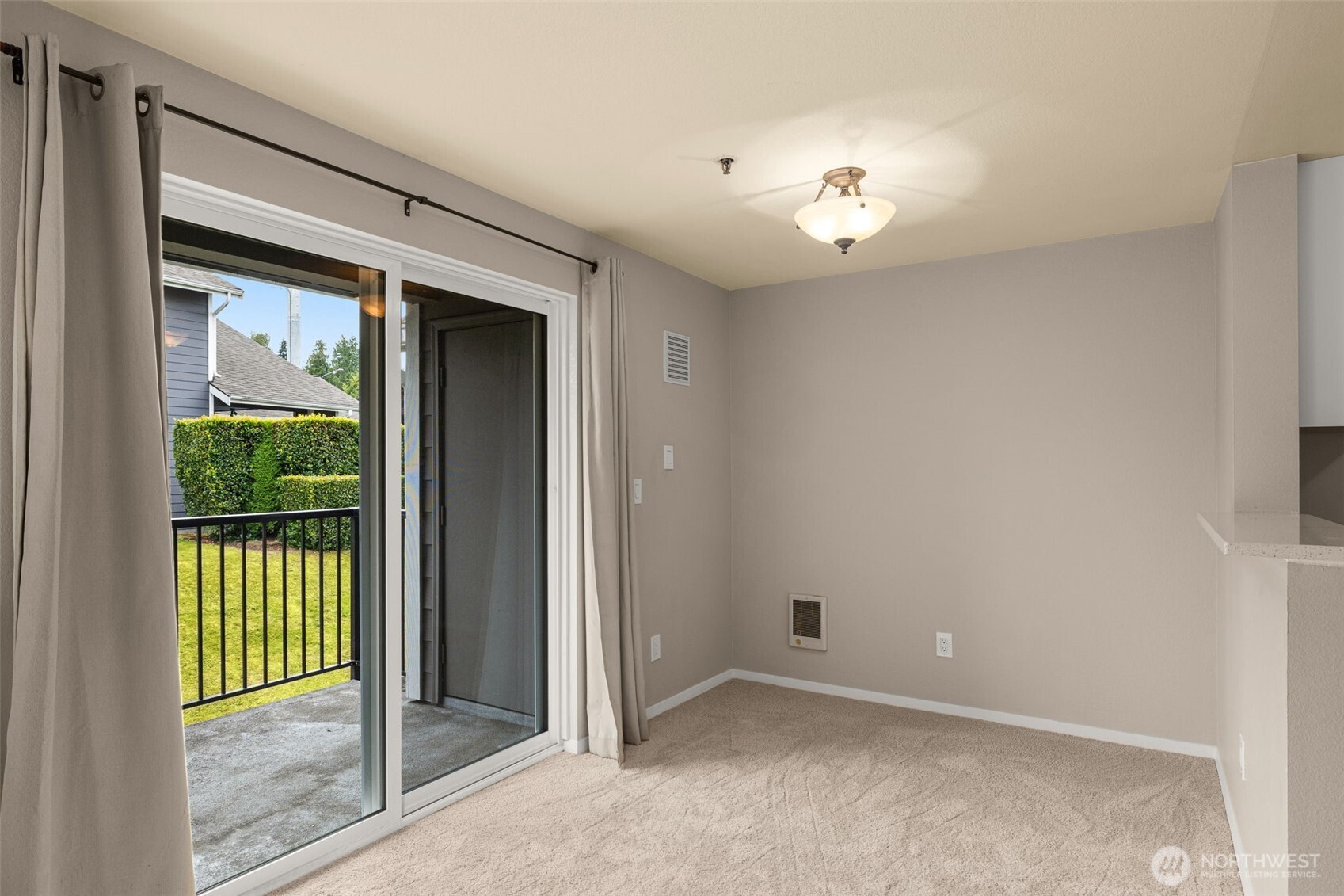 12515 109th Court NE Unit: B202