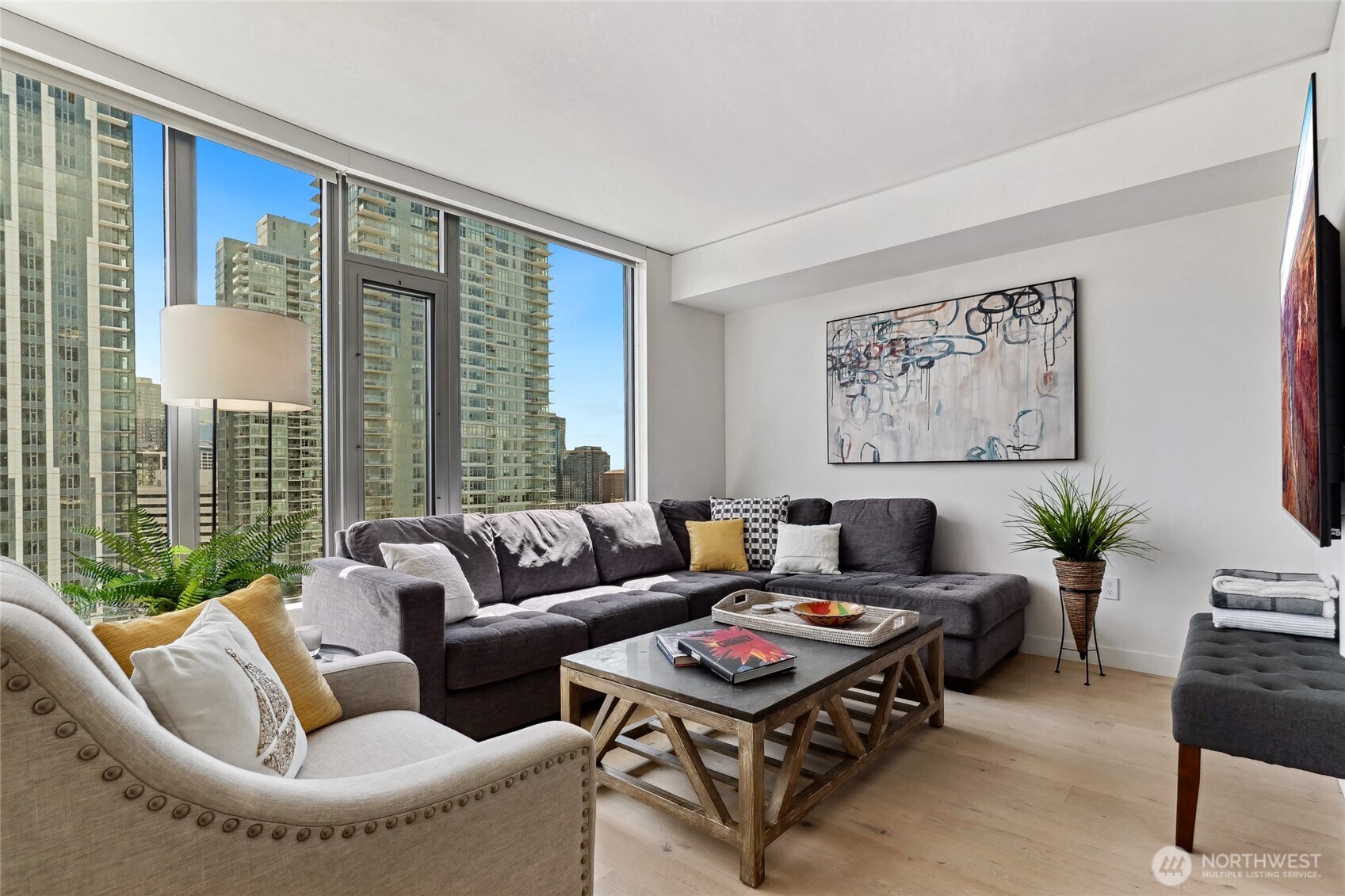 2510 6th Avenue Unit: 2003