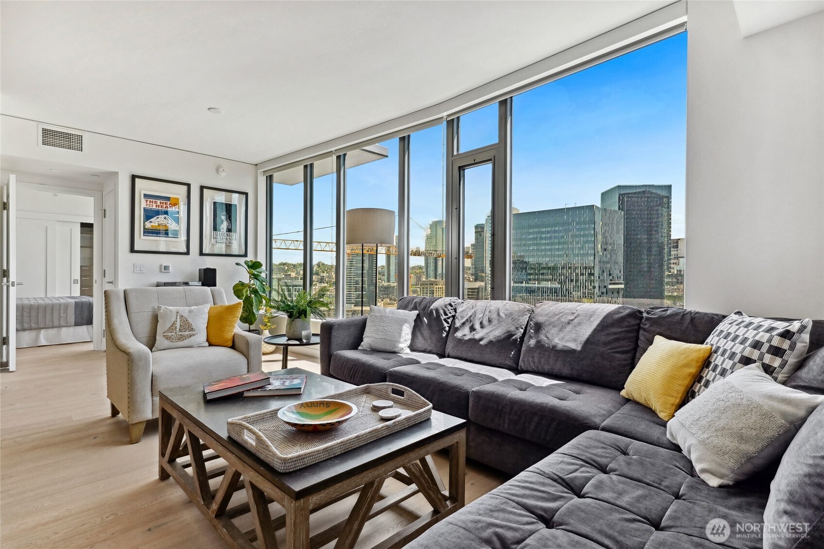2510 6th Avenue Unit: 2003