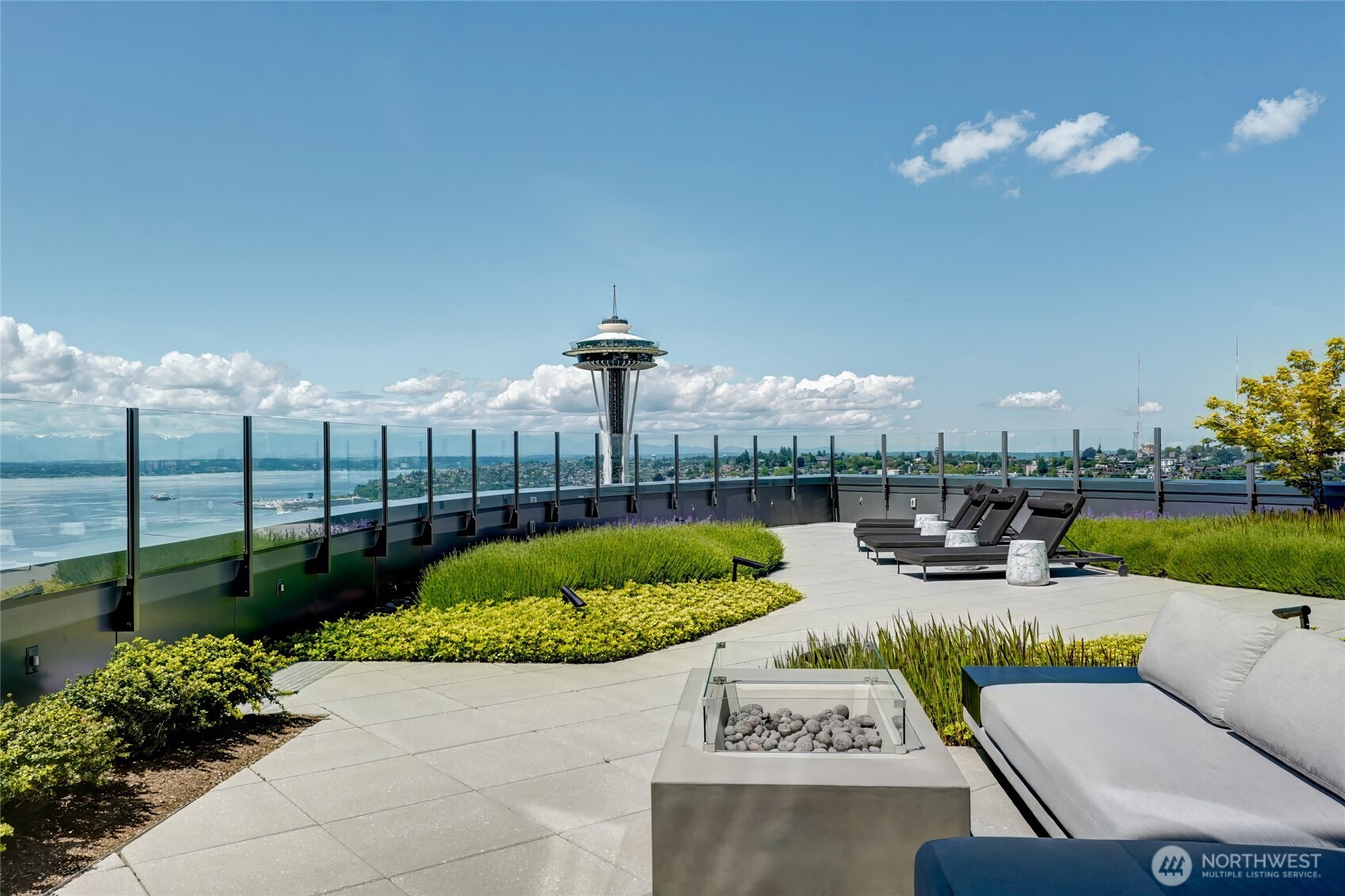 2510 6th Avenue Unit: 2003