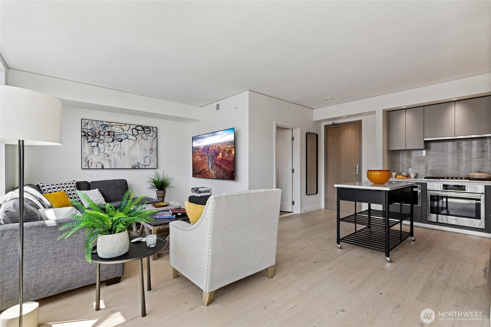 2510 6th Avenue Unit: 2003