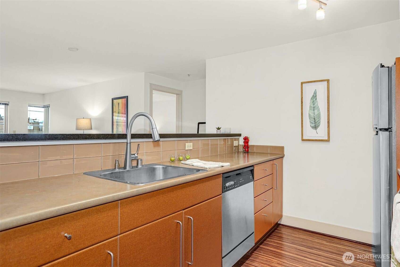 1550 Eastlake Avenue E Unit: 203