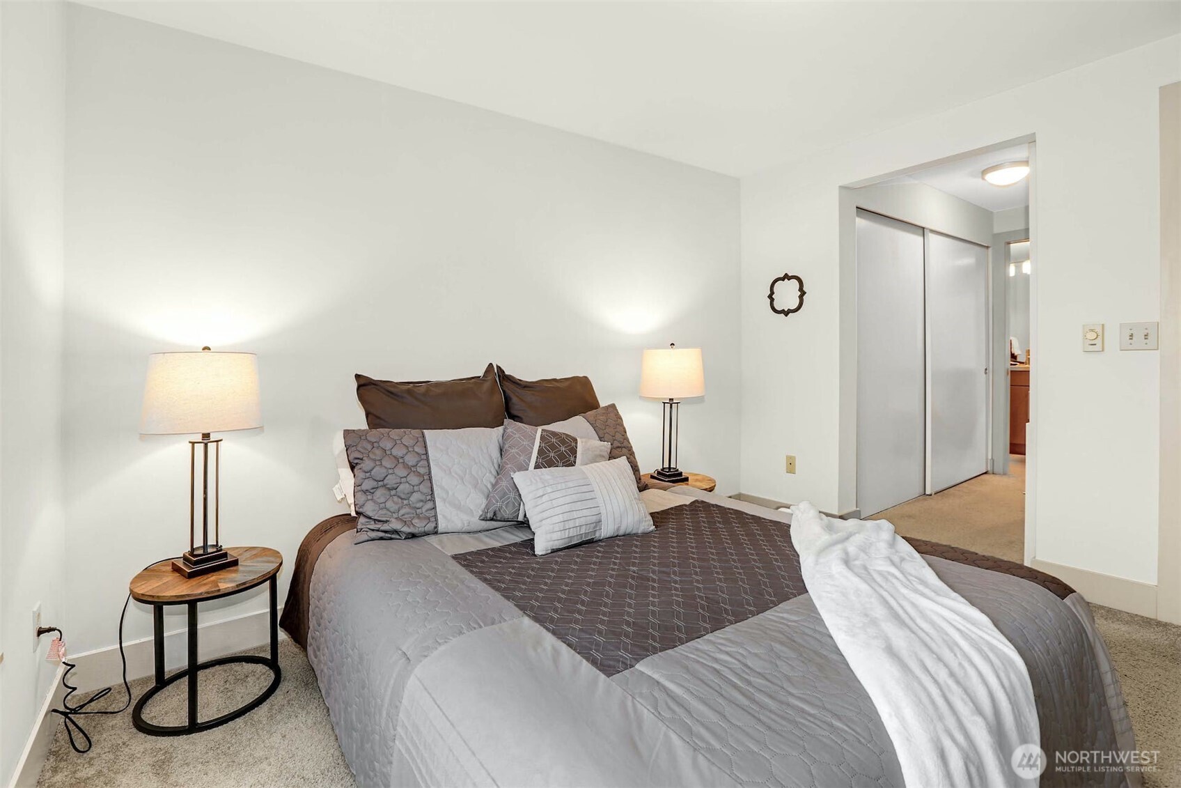 1550 Eastlake Avenue E Unit: 203