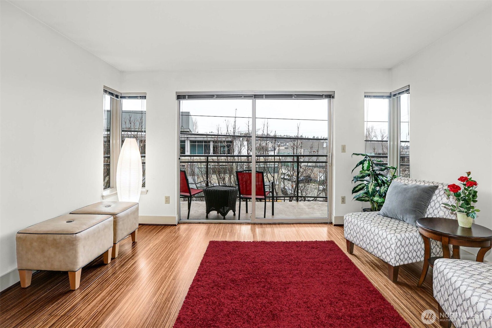 1550 Eastlake Avenue E Unit: 203
