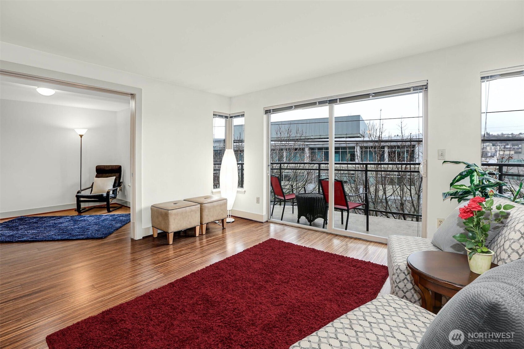 1550 Eastlake Avenue E Unit: 203