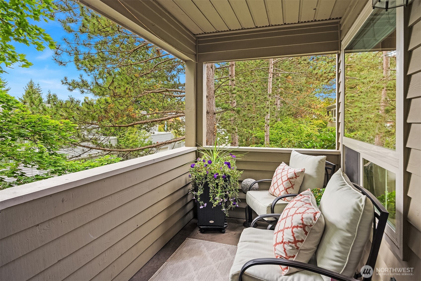 605 5th Street Unit: B 201