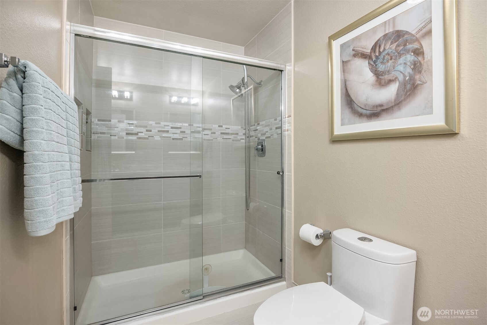 605 5th Street Unit: B 201