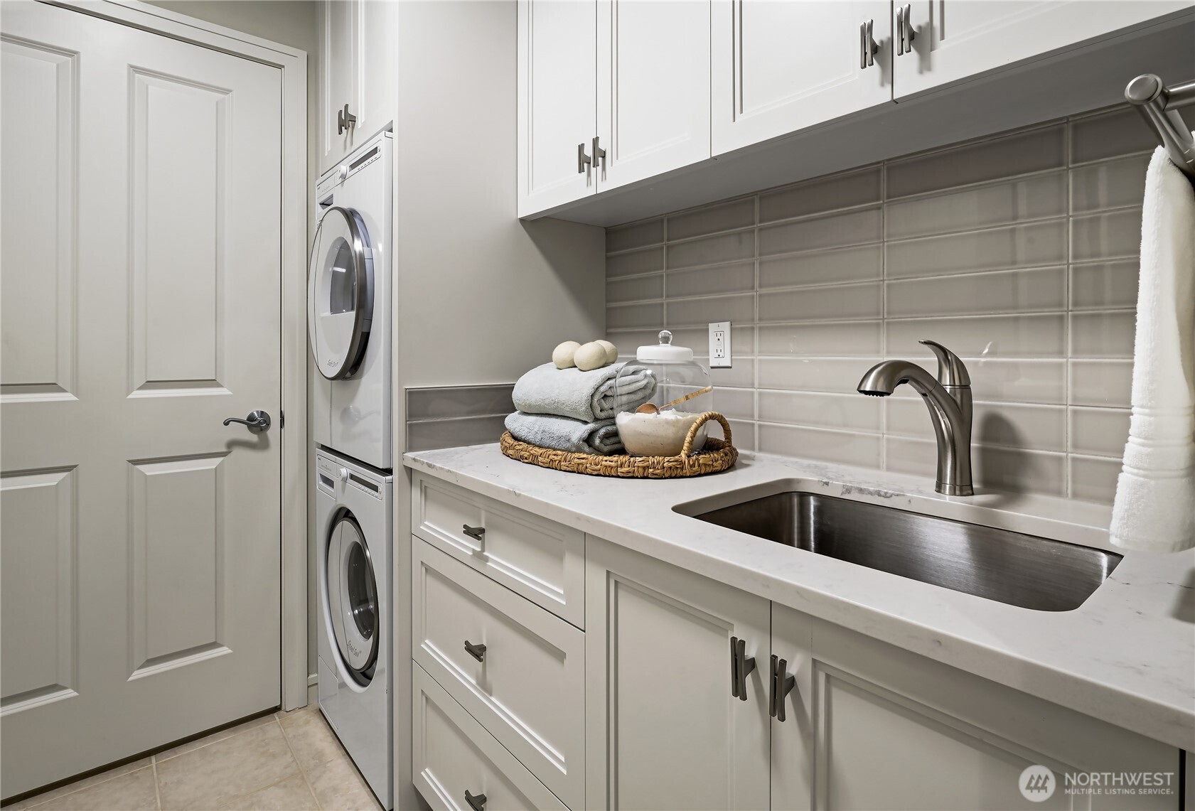 530 Lake Street S Unit: H-101