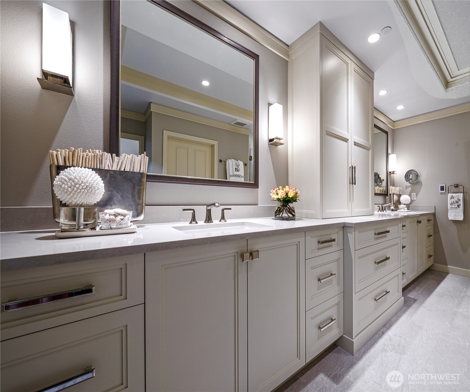 530 Lake Street S Unit: H-101