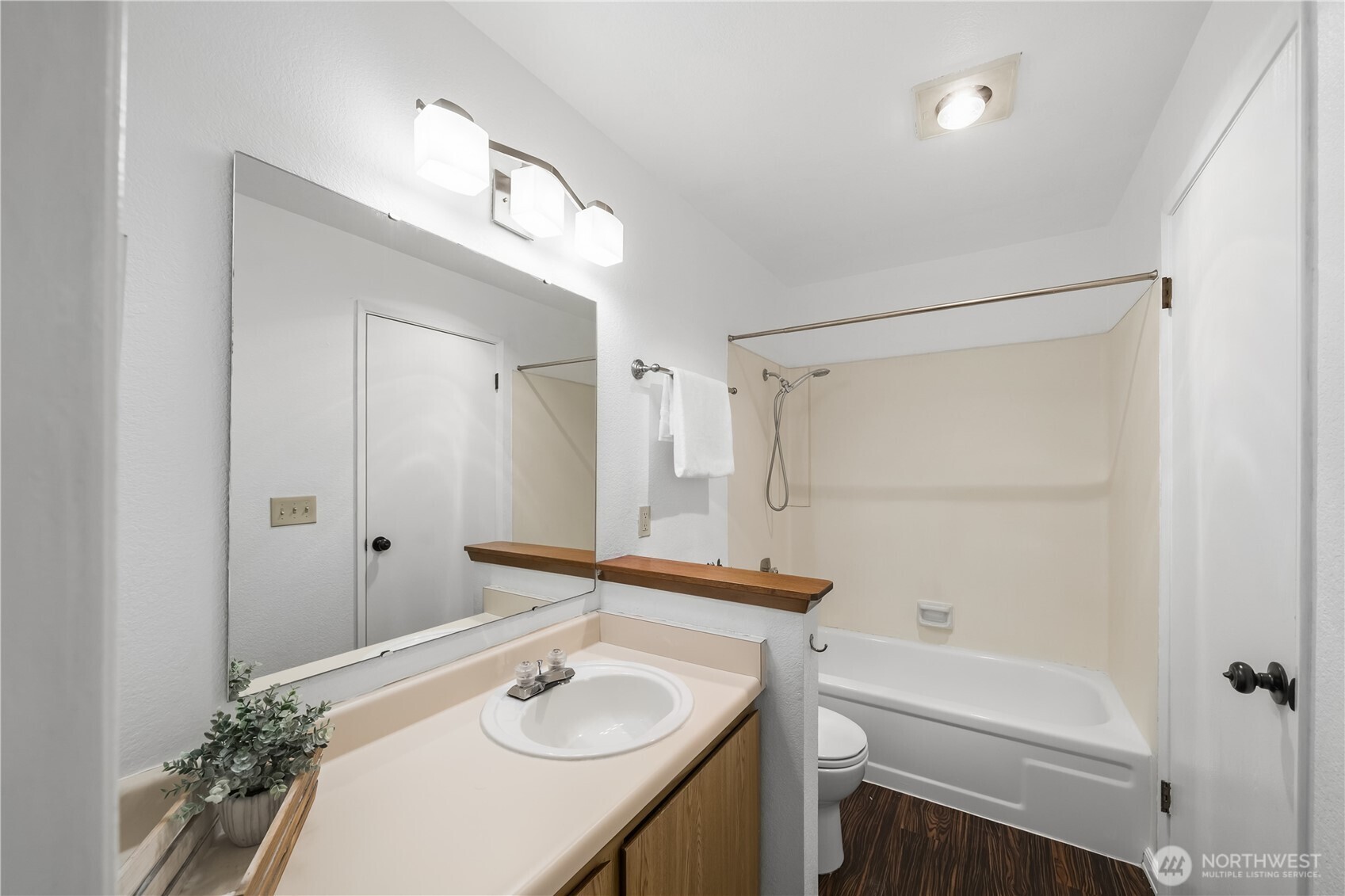 1740 NE 86th Street Unit: 311