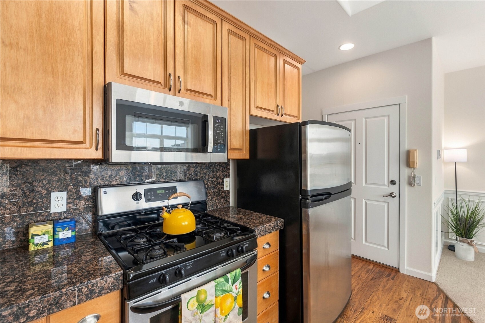 2433 NW 59th Street Unit: 301