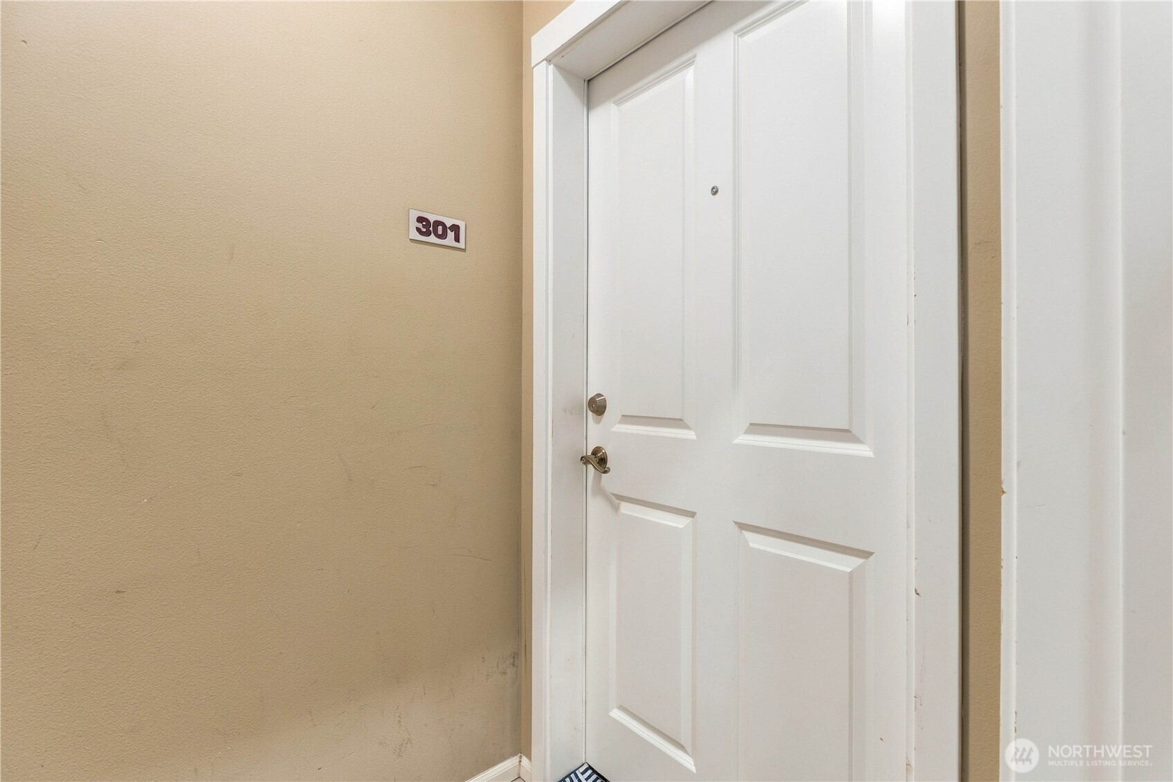 2433 NW 59th Street Unit: 301