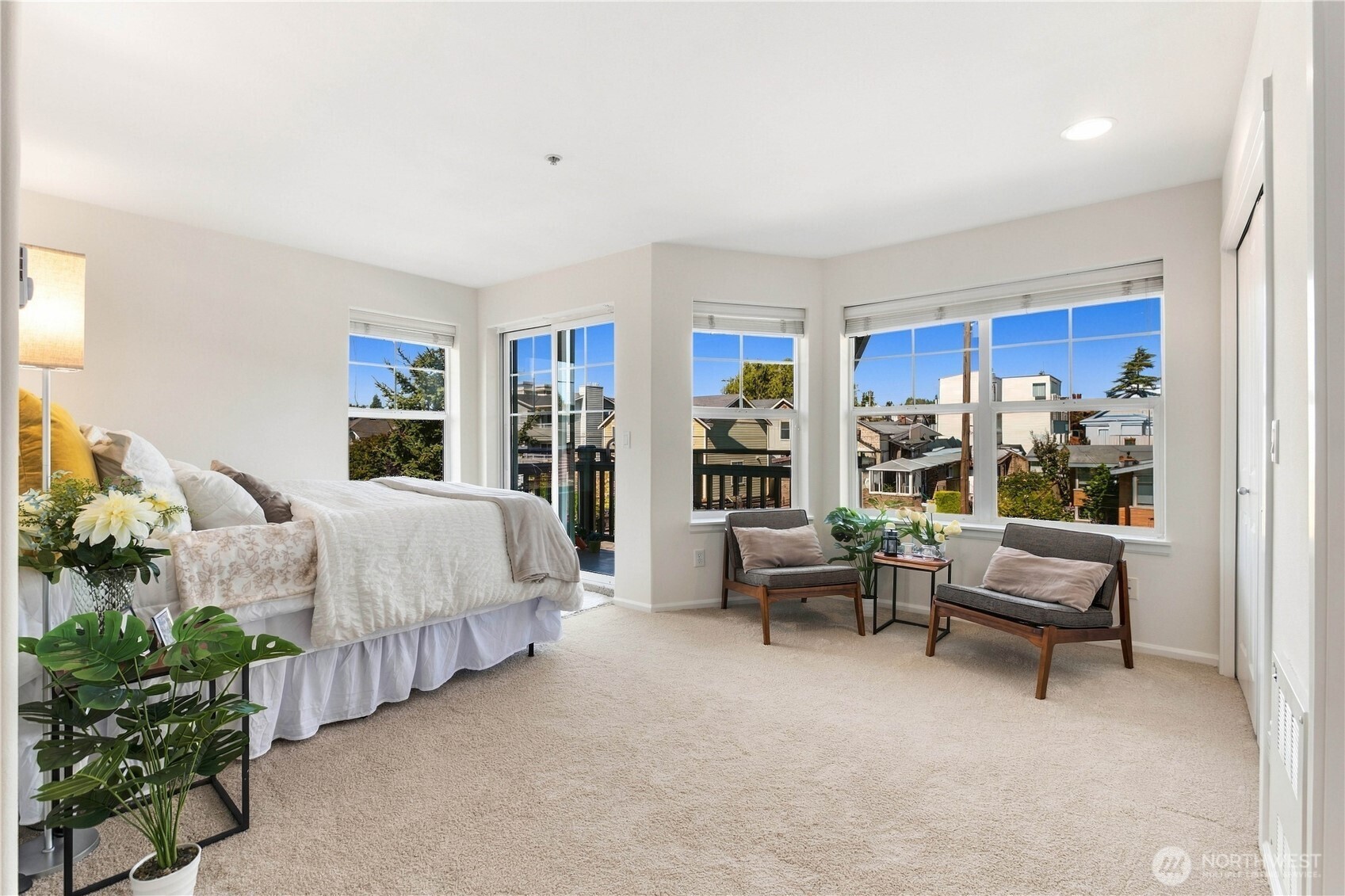 2433 NW 59th Street Unit: 301