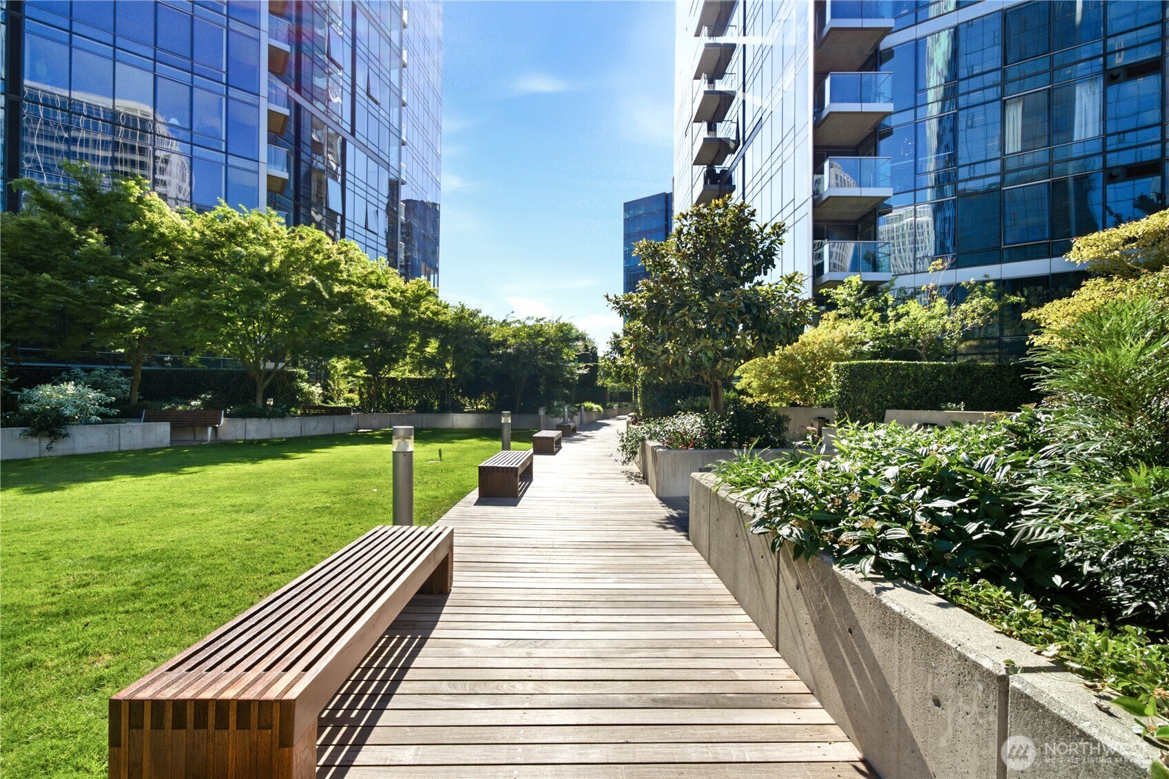 500 106th Avenue NE Unit: 2103