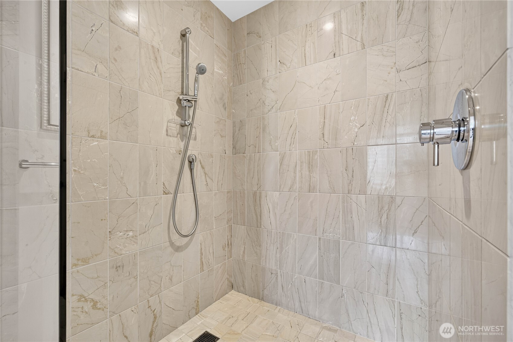 500 106th Avenue NE Unit: 2103