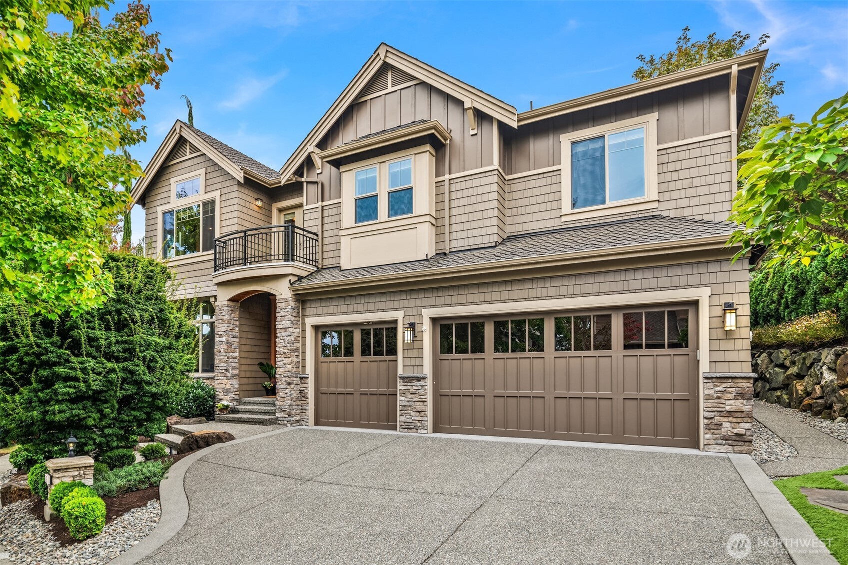 525 Timber Creek Drive NW