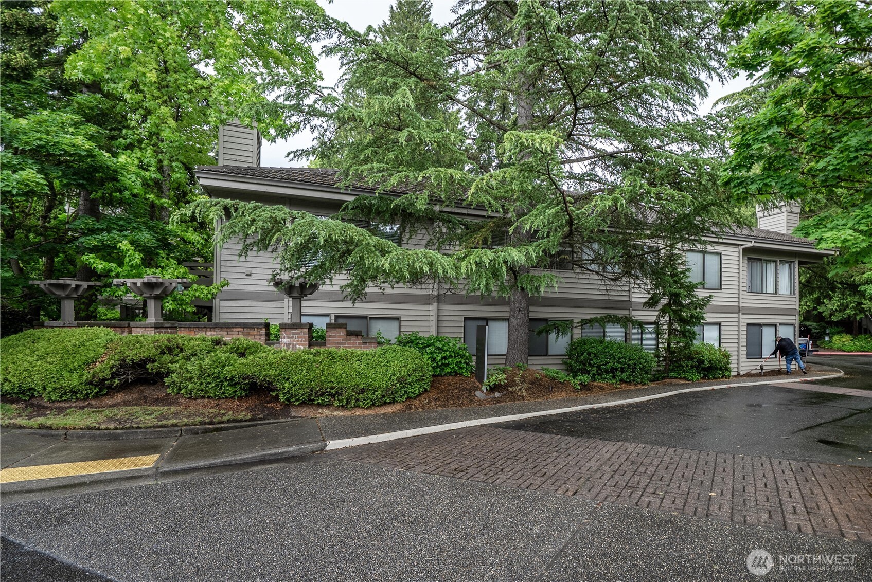 1300 Bellevue Way NE Unit: 2