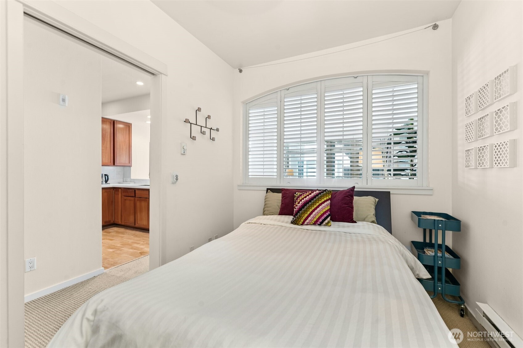 1900 Alaskan Way Unit: 410