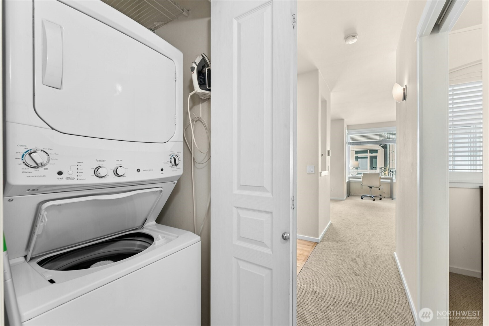 1900 Alaskan Way Unit: 410