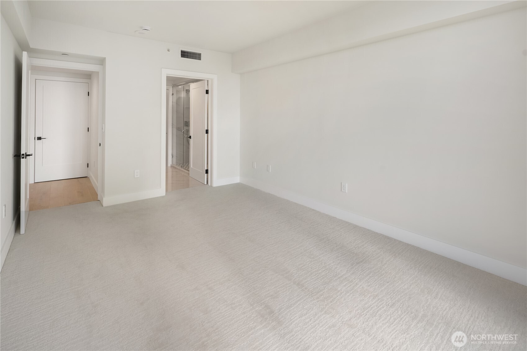 650 Bellevue Way NE Unit: 3303