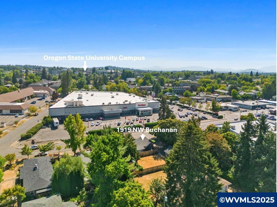 1919 & Next To NW Buchanan Av