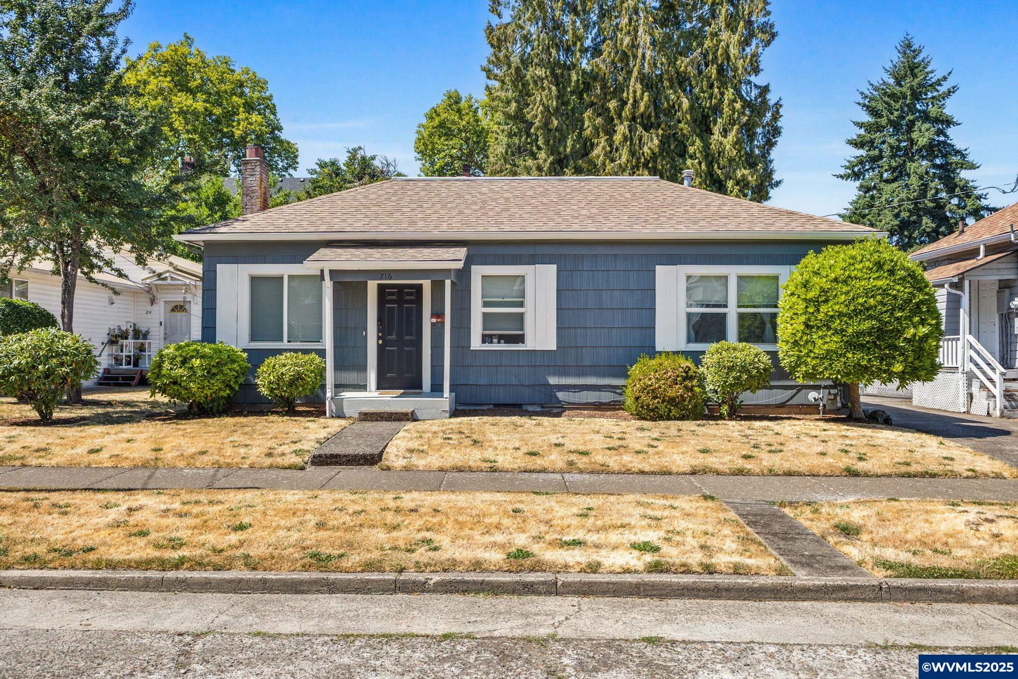 216 NW 13th St