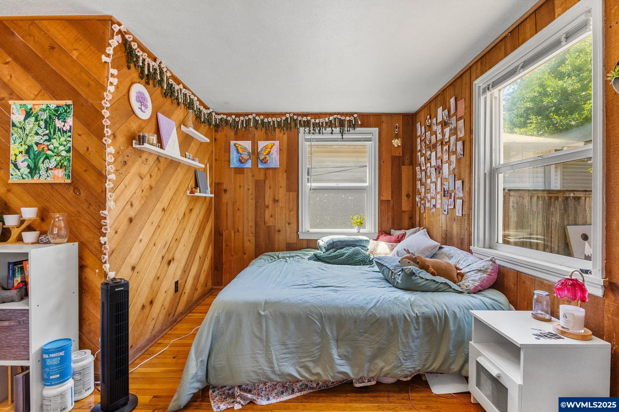 216 NW 13th St