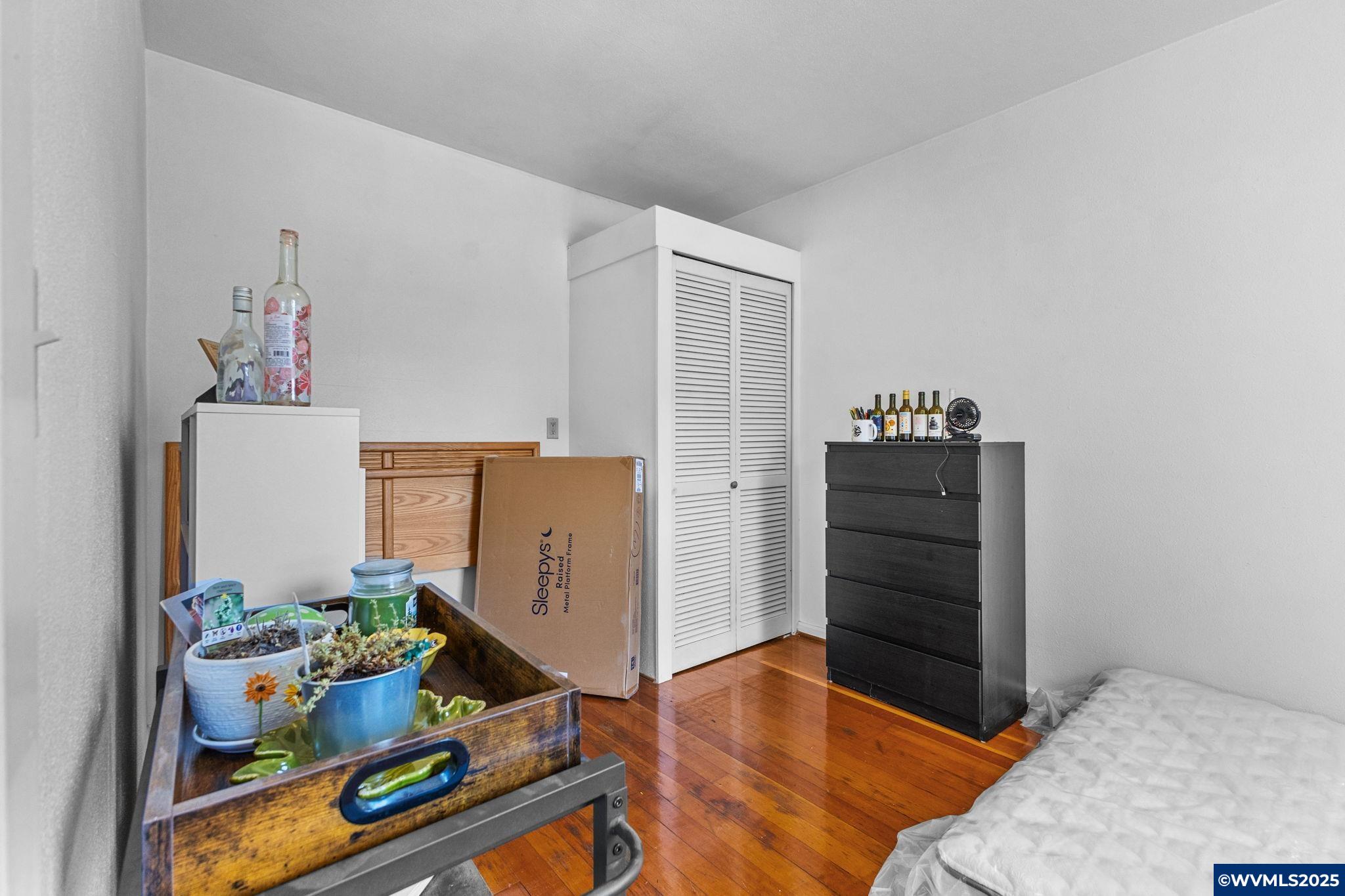 216 NW 13th St
