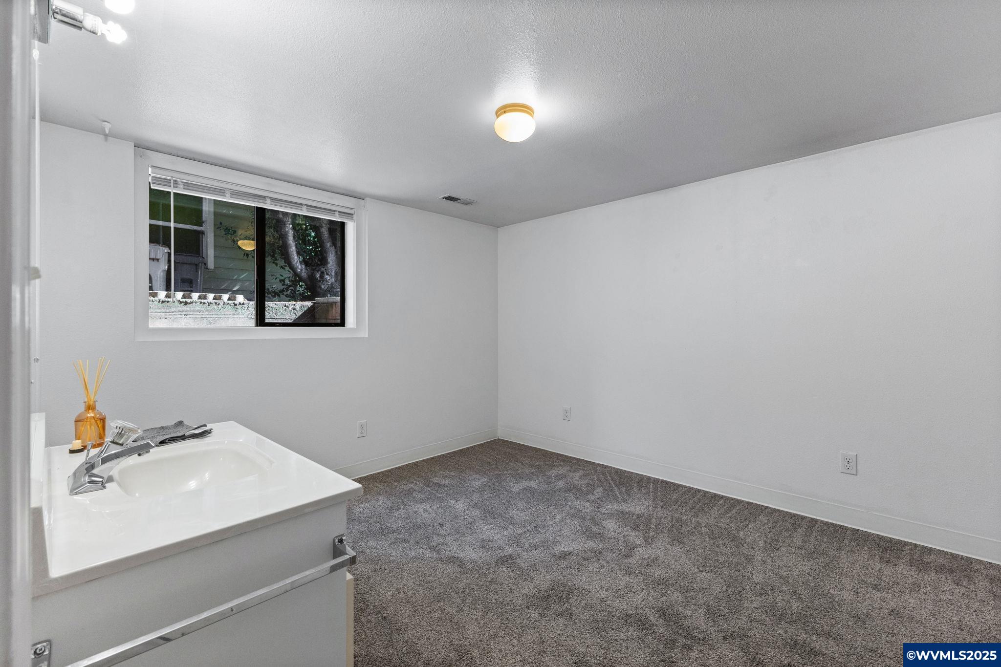 620 NW 19th St