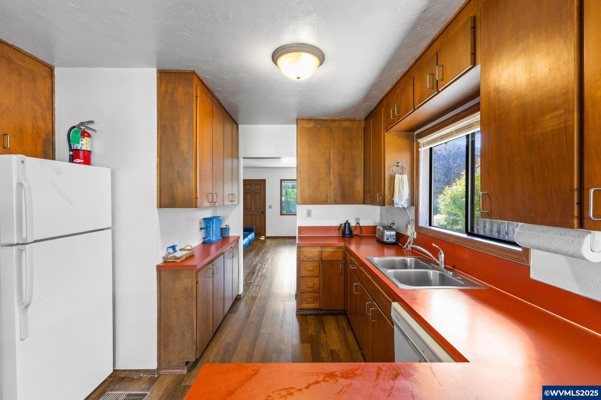 620 NW 19th St