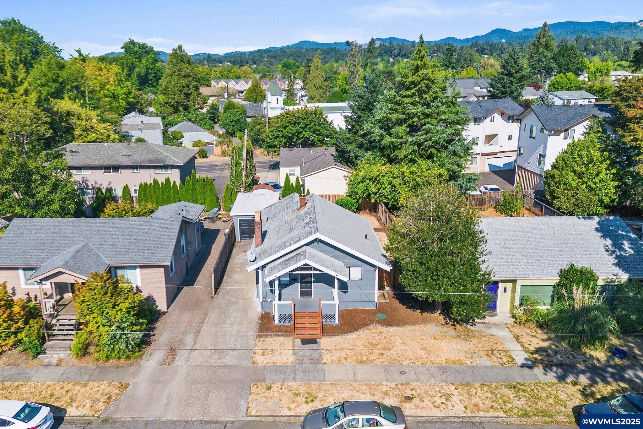 620 NW 19th St