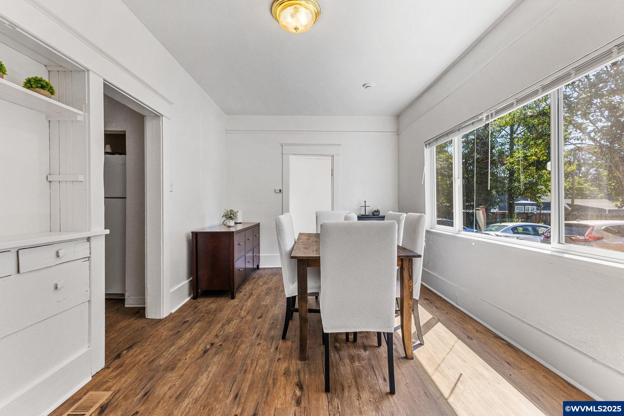 223 NW 15th St