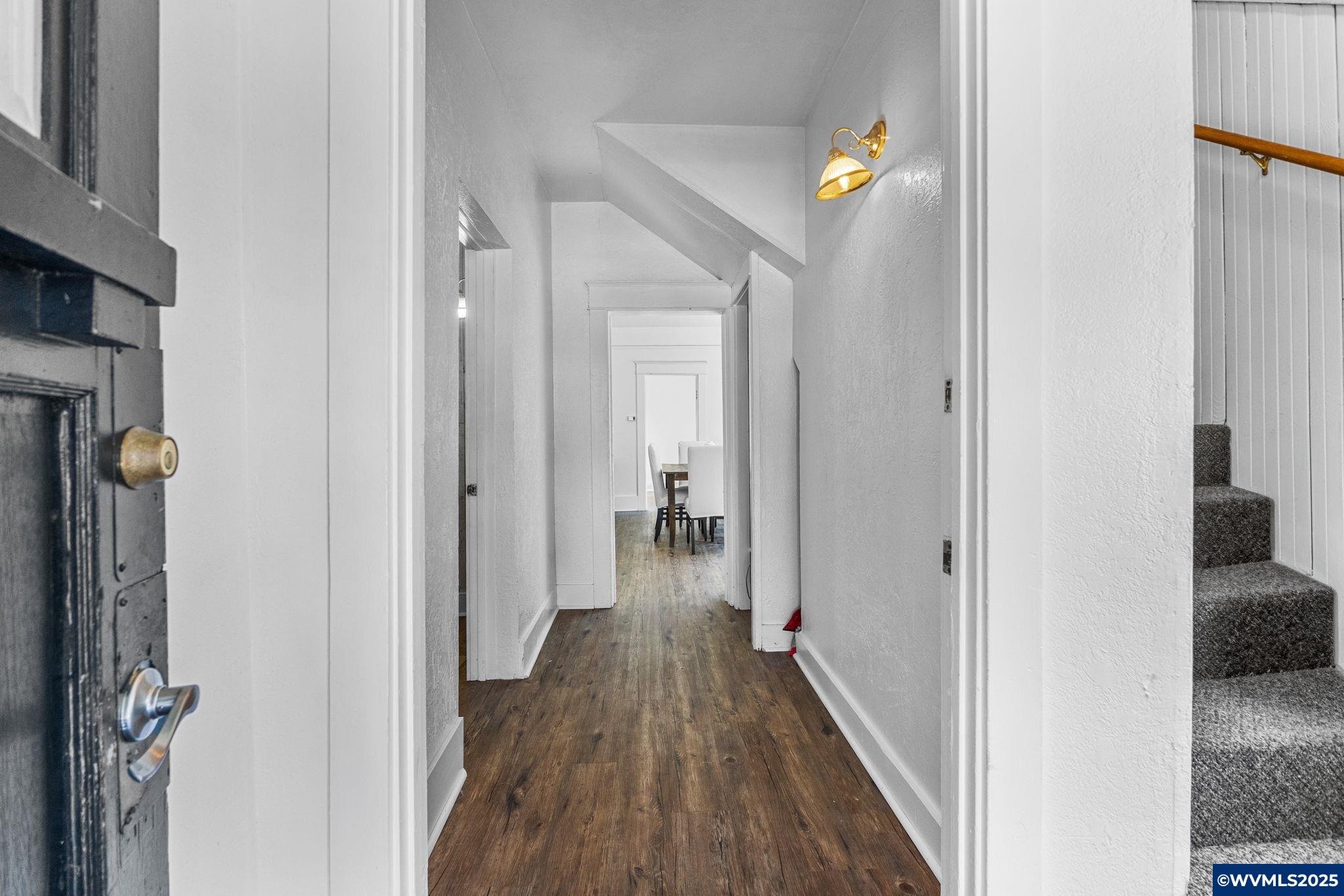 223 NW 15th St