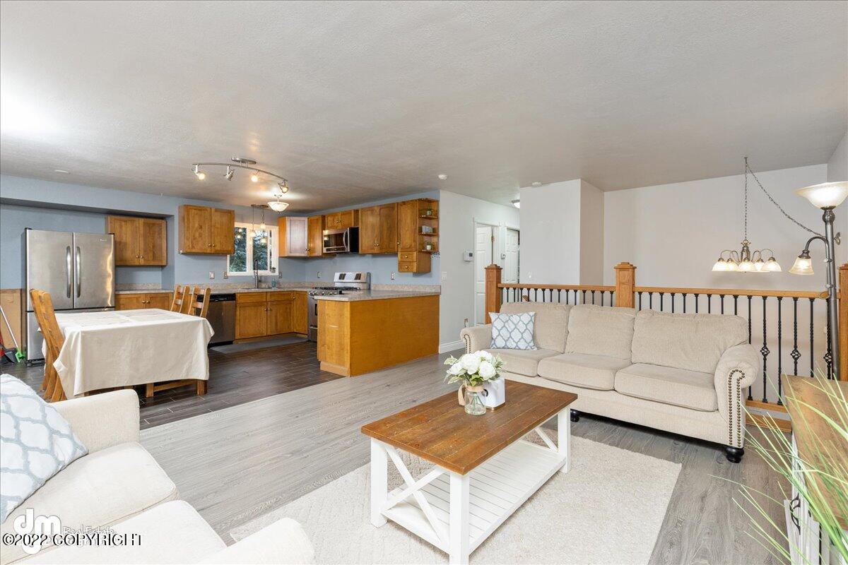 1805 Cindylee Lane