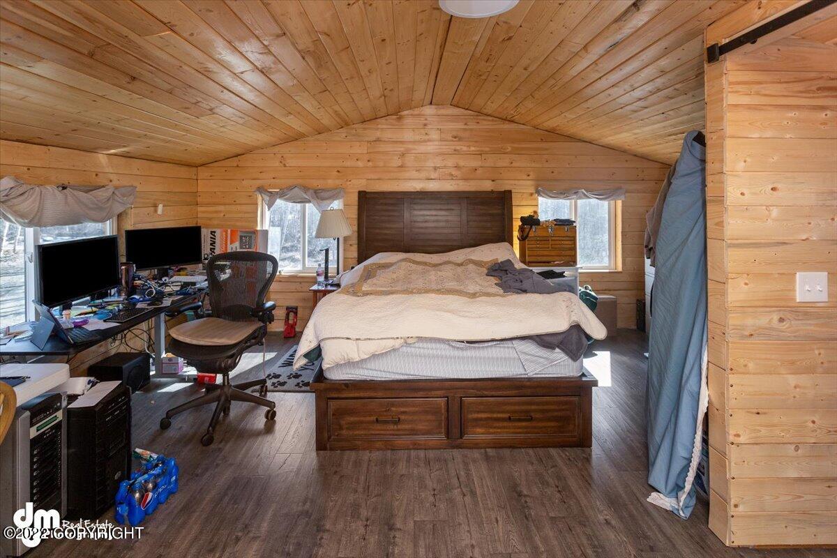 1611 W Clydesdale Drive