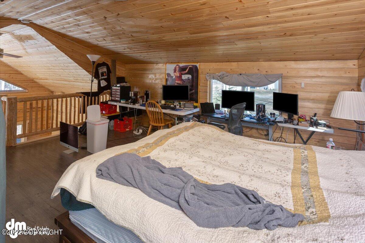 1611 W Clydesdale Drive