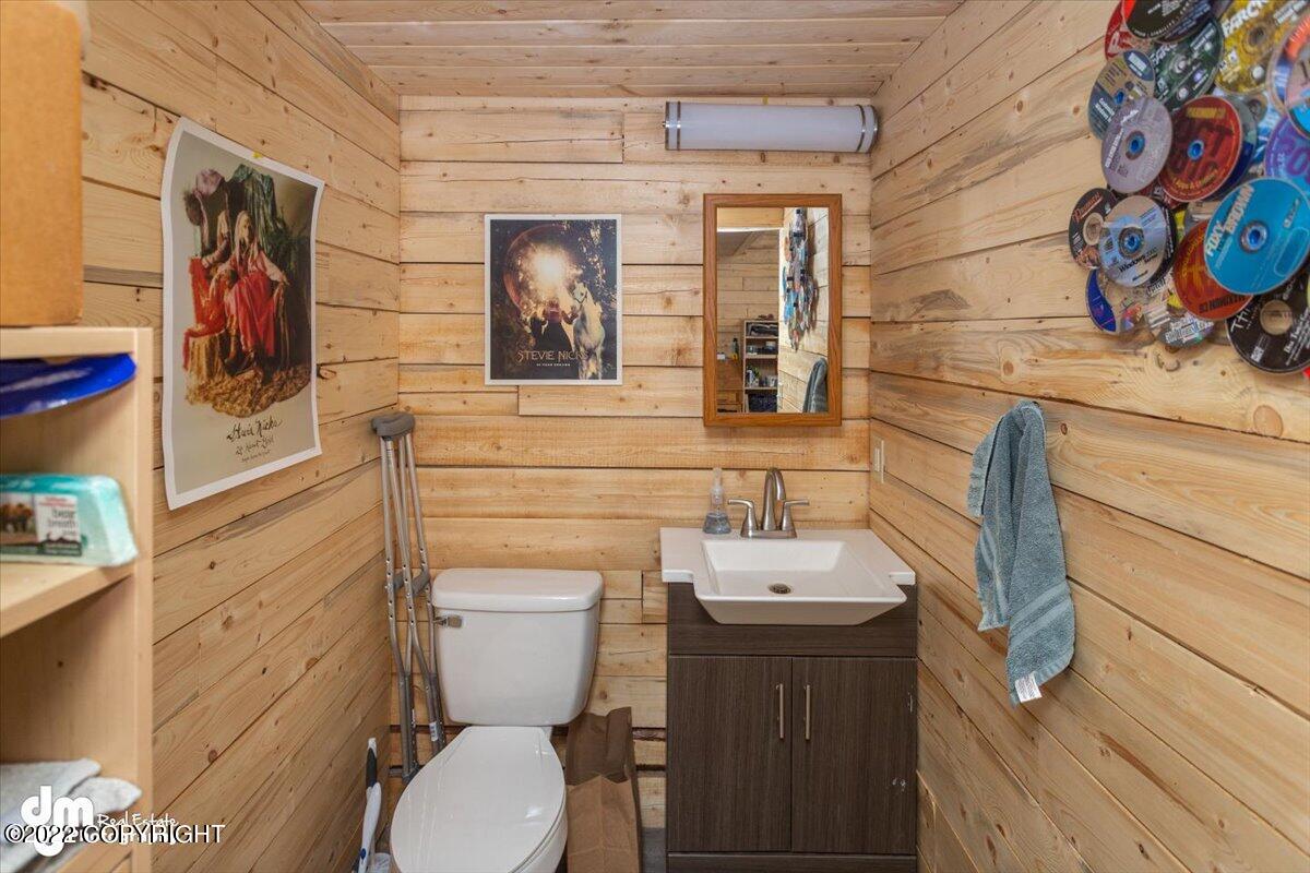 1611 W Clydesdale Drive