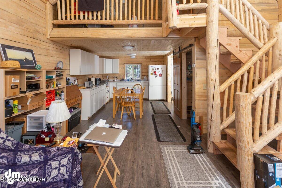 1611 W Clydesdale Drive