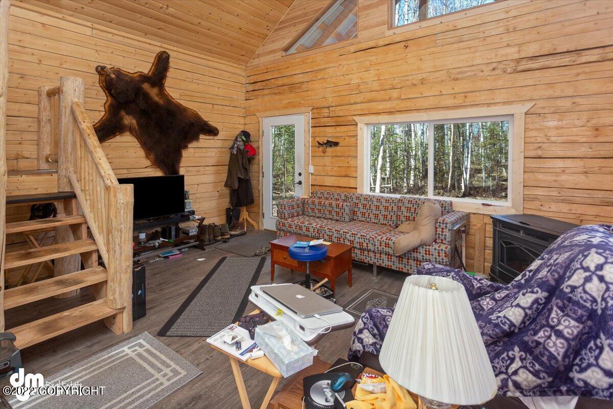 1611 W Clydesdale Drive