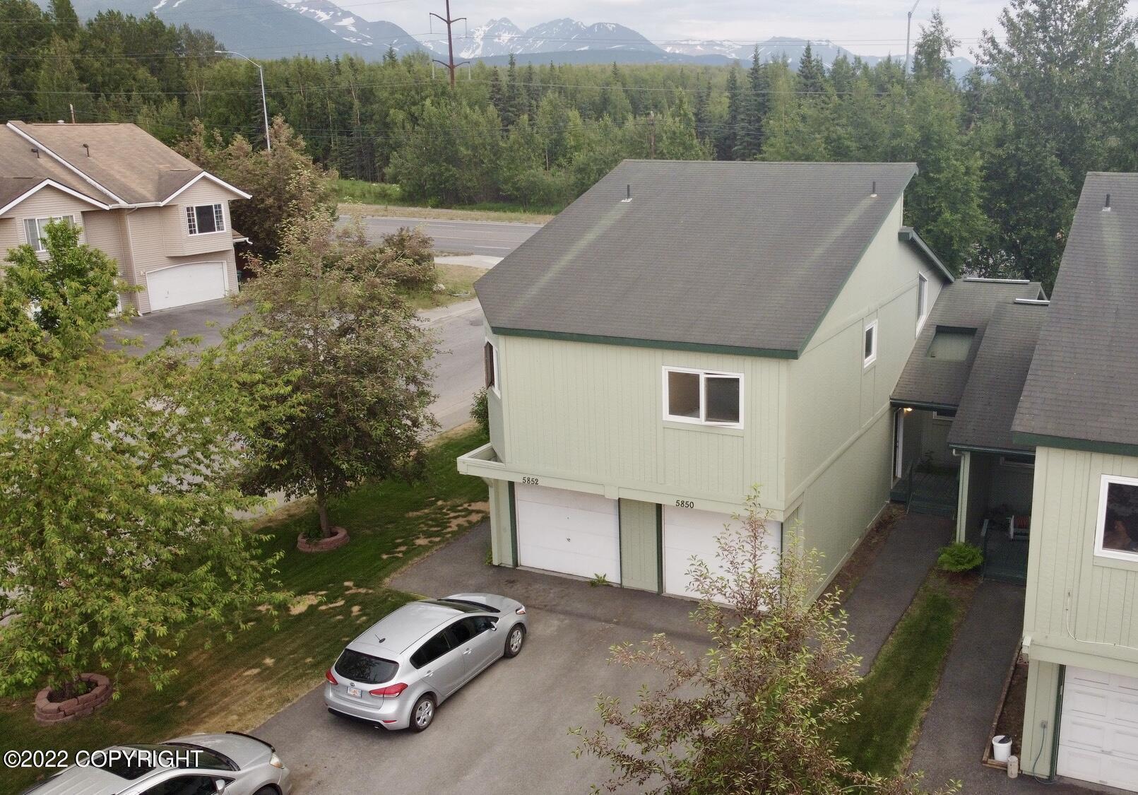 5850 Jennifer Circle