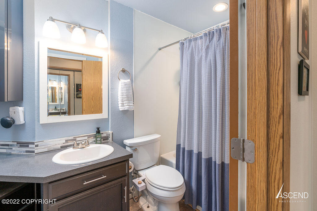 347 Dailey Avenue Unit: #2C