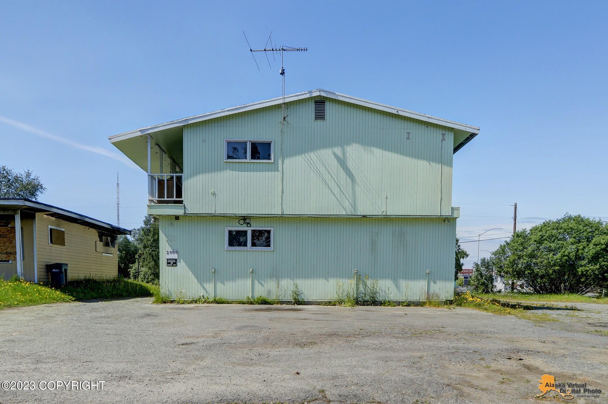 2906, 2908 Dawson Street