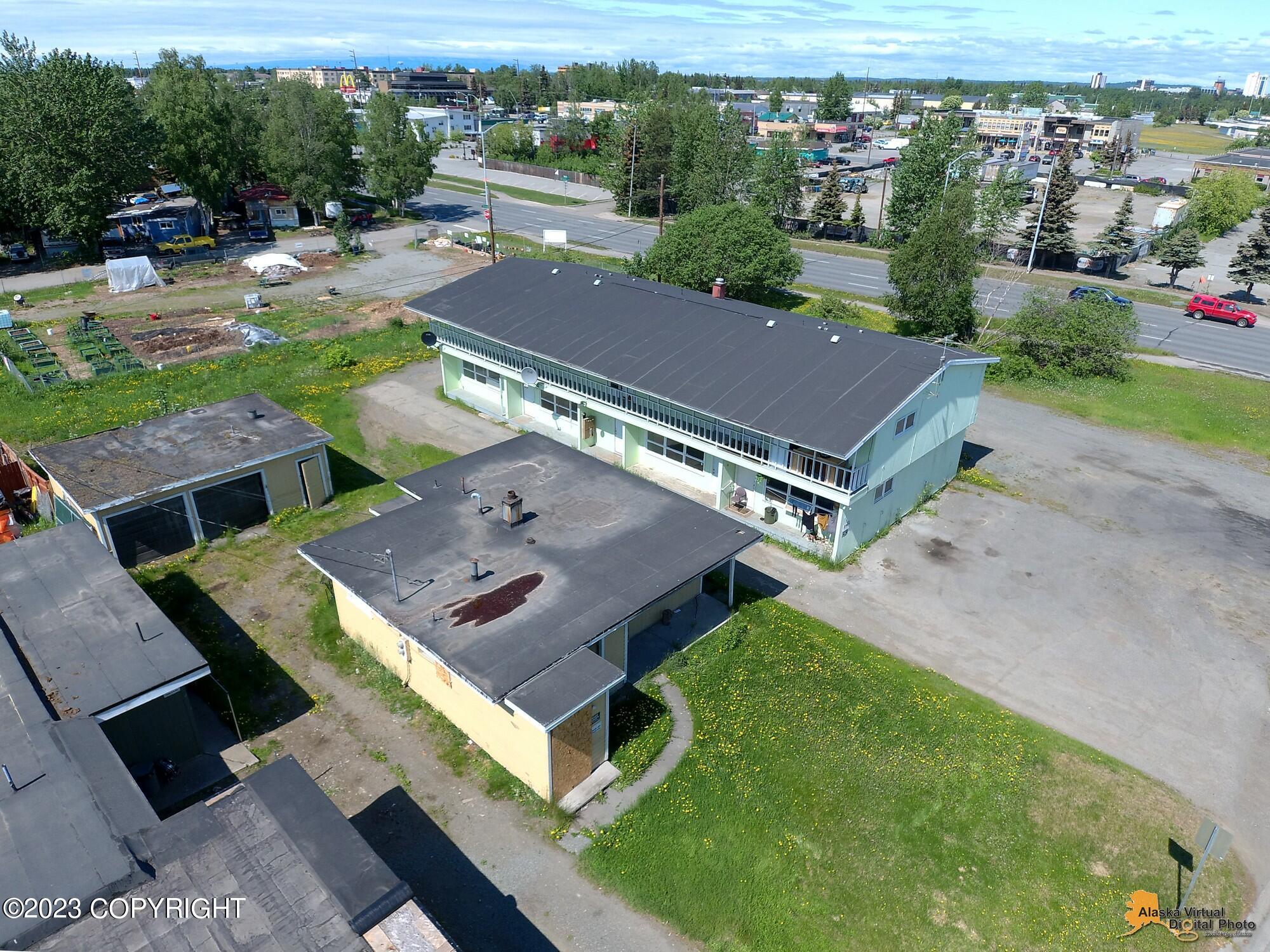 2906, 2908 Dawson Street