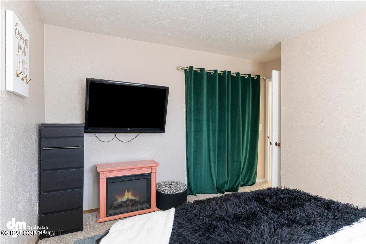 6340 Newt Drive